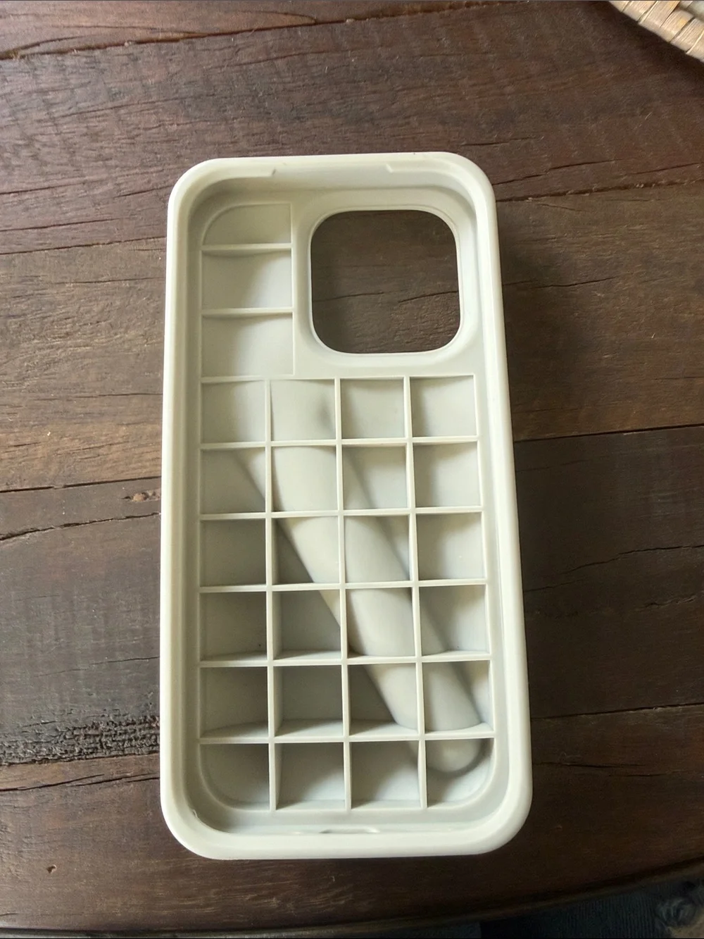 RHODE iPhone 16 Pro Silicone Case in Grey